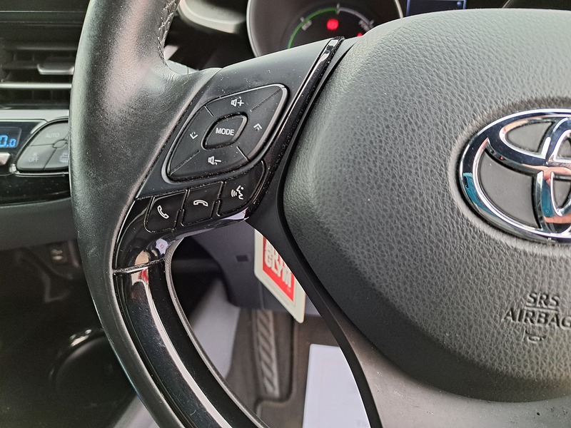 Used Toyota C-HR 2018 for sale - 77231235: Photo 30