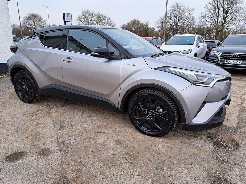 Used Toyota C-HR 2018 for sale - 77231235: Photo 4