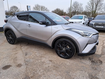 Used Toyota C-HR 2018 for sale - 77231235: Photo
