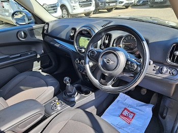 Used MINI Countryman 2017 for sale - 79494581: Photo