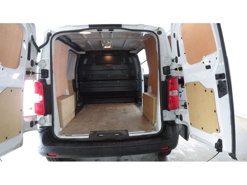 Used Vauxhall Vivaro 2024 for sale - 77475622: Photo 6