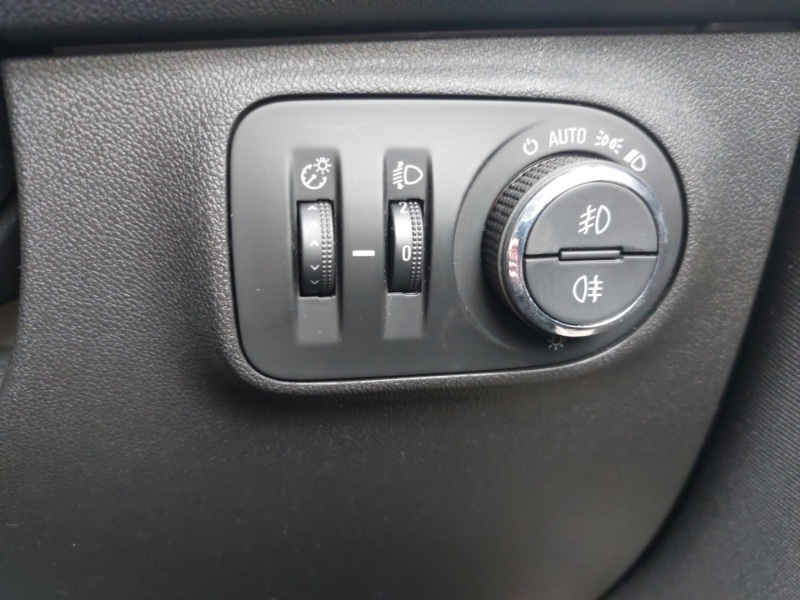 Used Vauxhall Corsa 2018 for sale - 76091845: Photo 17