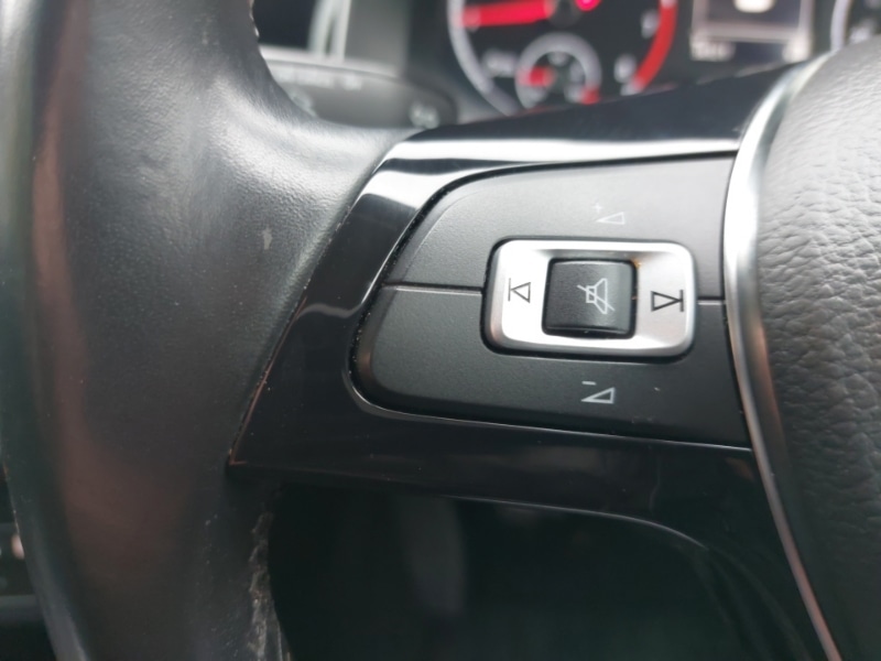Used Volkswagen Polo 2019 for sale - 76213672: Photo 12