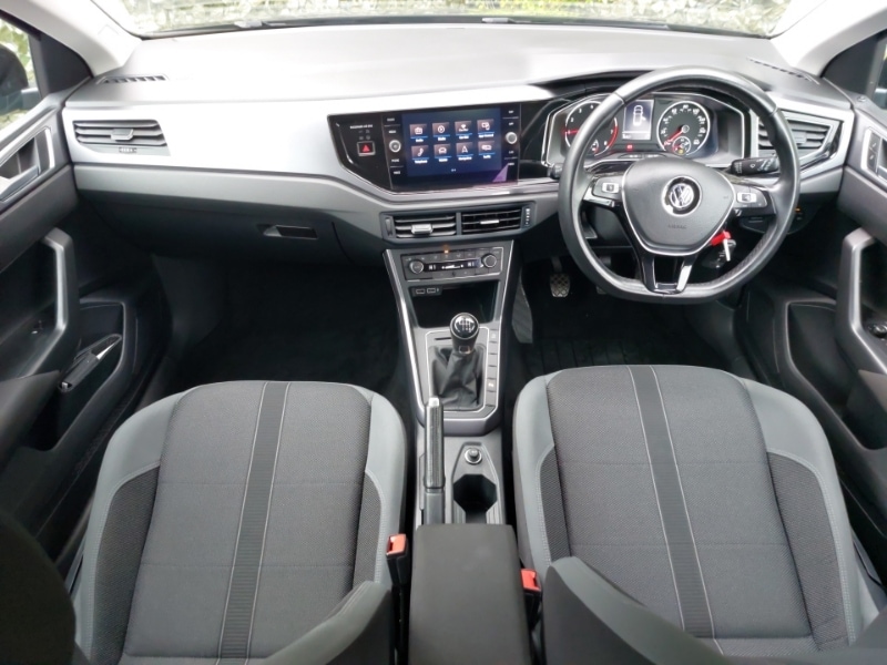 Used Volkswagen Polo 2019 for sale - 76213672: Photo 2