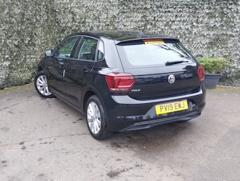 Used Volkswagen Polo 2019 for sale - 76213672: Photo