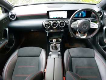 Used Mercedes-Benz 200 2019 for sale - 74995486: Photo