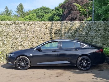 Used Vauxhall Insignia 2017 for sale - 79011277: Photo