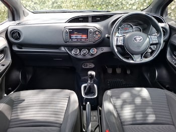 Used Toyota Yaris 2017 for sale - 78559877: Photo