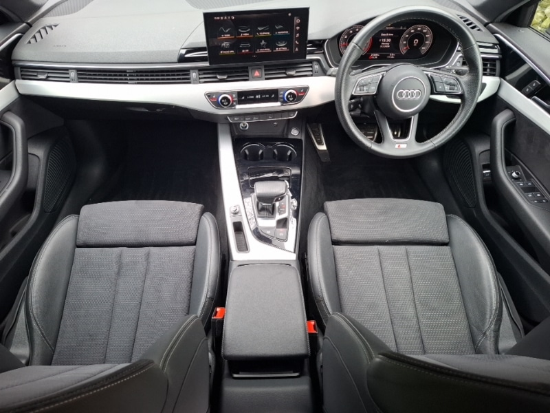 Used Audi A4 2022 for sale - 77837835: Photo 2