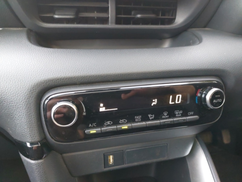 Used Toyota Yaris 2022 for sale - 76358674: Photo 15