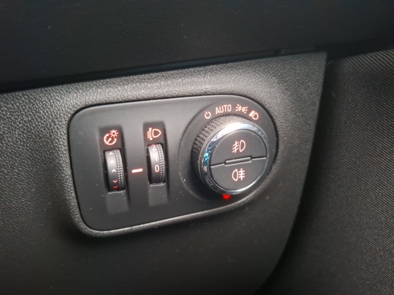 Used Vauxhall Corsa 2018 for sale - 77475995: Photo 17