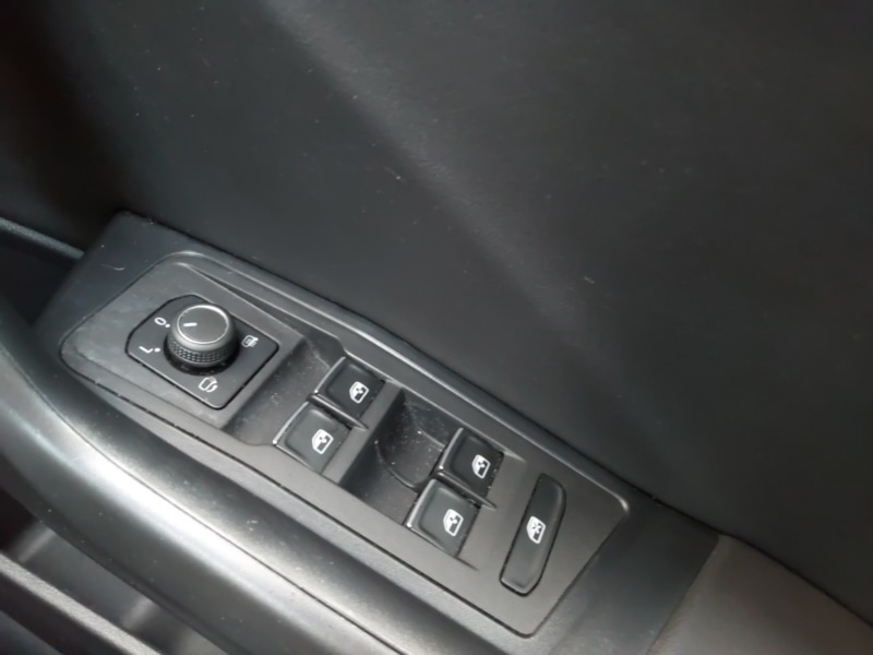 Used Volkswagen T-Roc 2020 for sale - 76411010: Photo 19