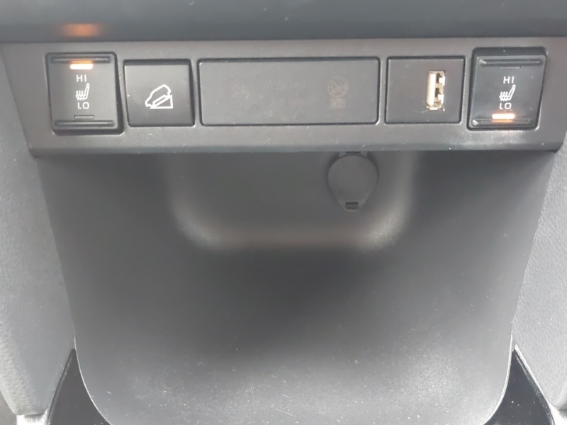 Used Toyota Yaris Cross 2022 for sale - 76354343: Photo 14