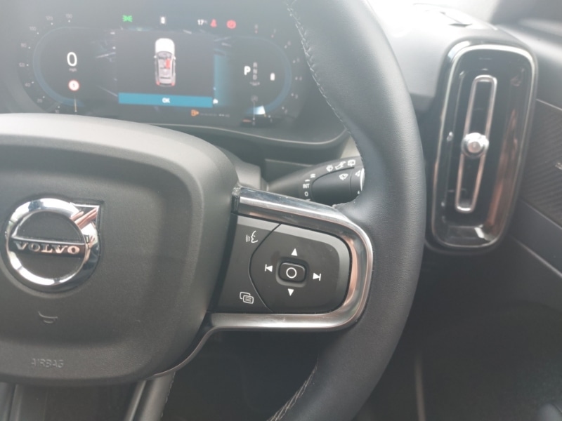 Used Volvo XC40 2024 for sale - 76704730: Photo 13