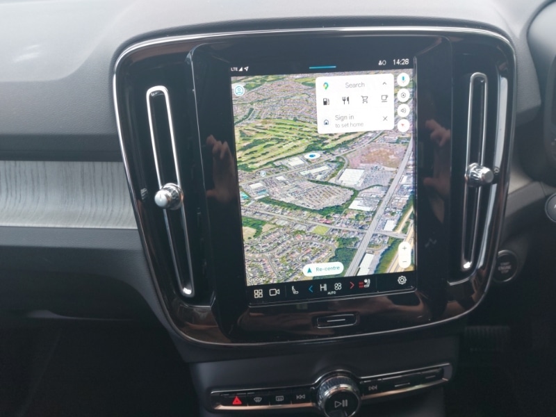 Used Volvo XC40 2024 for sale - 76704730: Photo 15