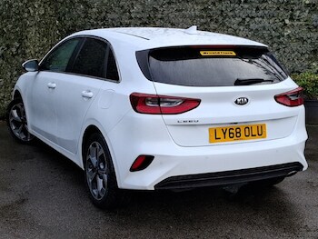 Used Kia Ceed 2019 for sale - 77644359: Photo