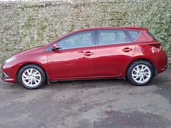 Used Toyota Auris 2017 for sale - 76795448: Photo