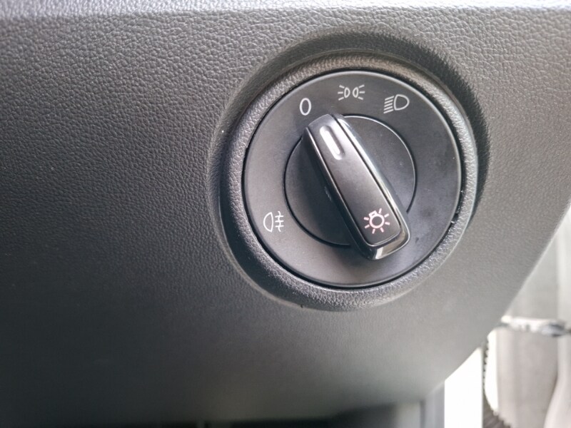 Used Volkswagen up! 2015 for sale - 77939093: Photo 16