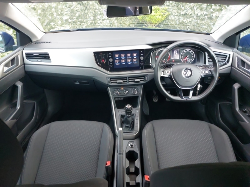 Used Volkswagen Polo 2018 for sale - 76560452: Photo 2