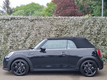 Used MINI Convertible 2024 for sale - 78511487: Photo
