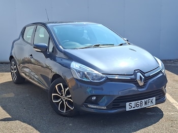 Used Renault Clio 2018 for sale - 79270343: Photo