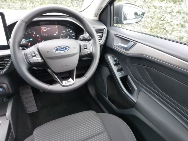Used Ford Focus 2023 for sale - 76414425: Photo 10