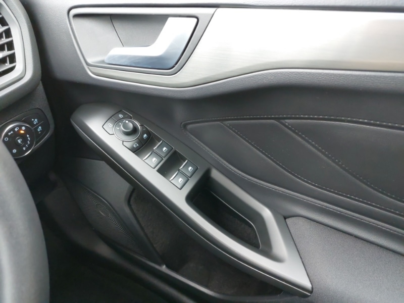 Used Ford Focus 2023 for sale - 76414425: Photo 19