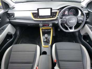 Used Kia Stonic 2023 for sale - 74809529: Photo