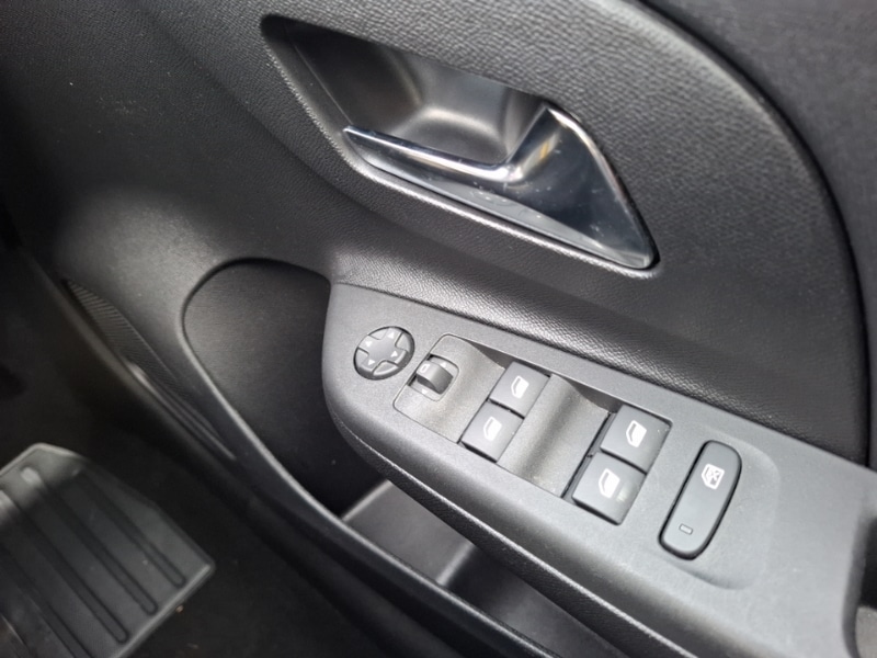Used Vauxhall Corsa 2023 for sale - 78114101: Photo 18