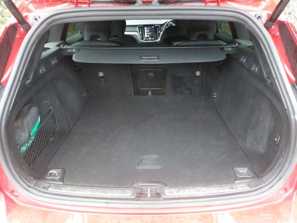 Used Volvo V60 2021 for sale - 76195653: Photo 8