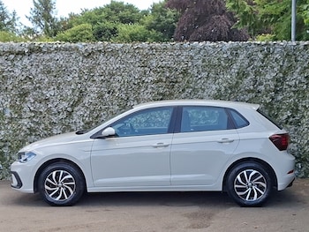 Used Volkswagen Polo 2023 for sale - 79214144: Photo