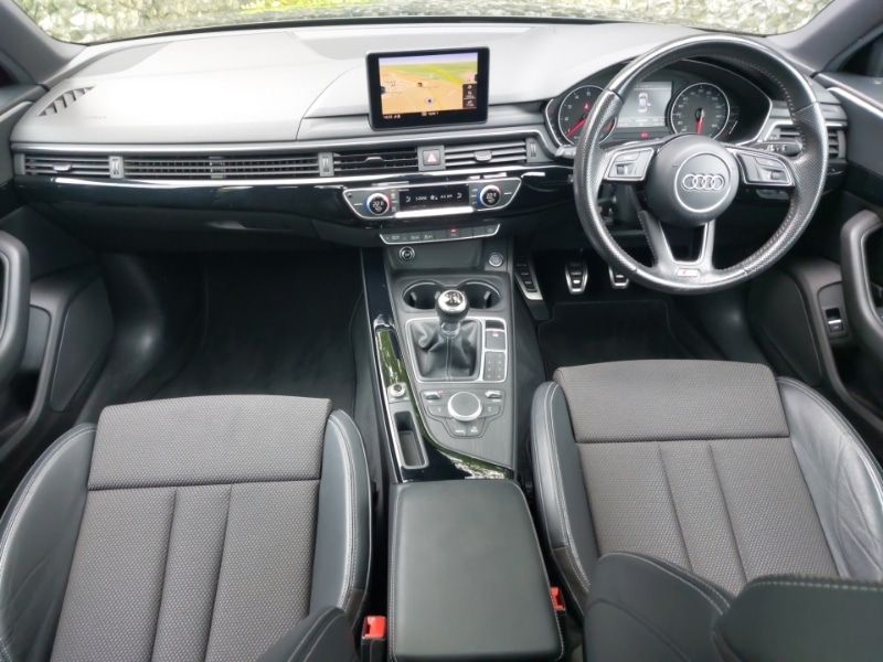 Used Audi A4 2017 for sale - 76150820: Photo 2