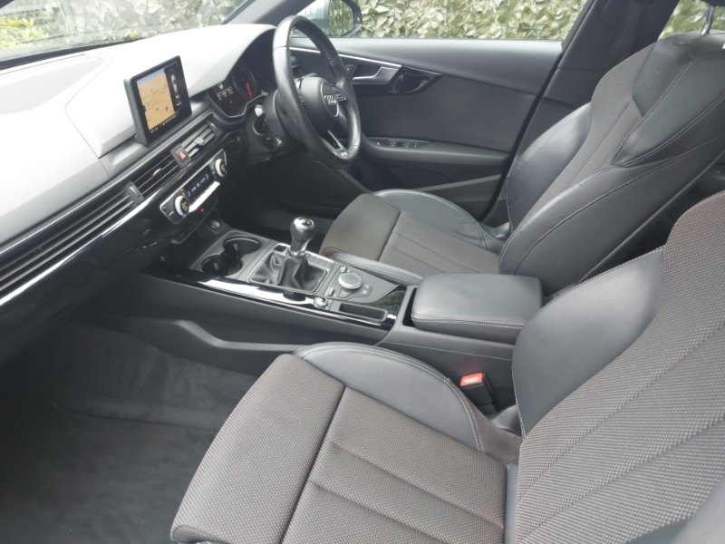 Used Audi A4 2017 for sale - 76150820: Photo 5