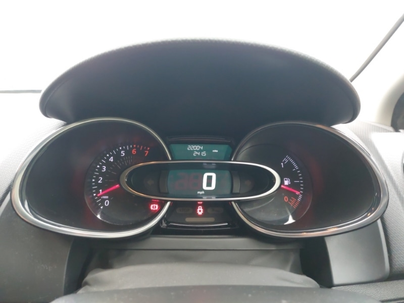 Used Renault Clio 2017 for sale - 76121129: Photo 18