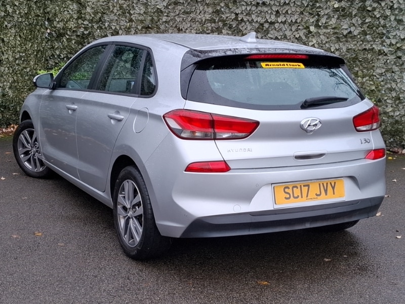 Used Hyundai i30 2017 for sale - 76967297: Photo 3