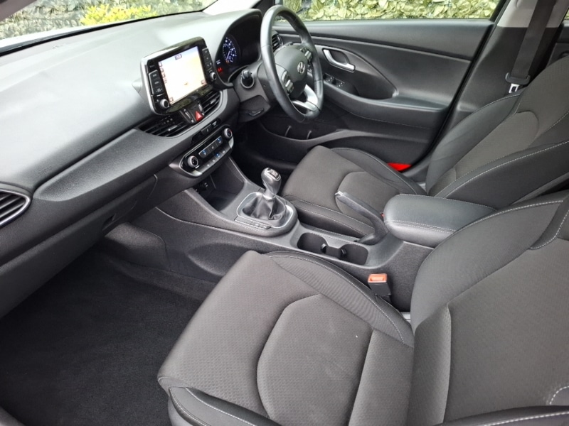 Used Hyundai i30 2017 for sale - 76967297: Photo 5