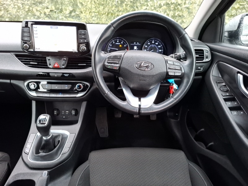 Used Hyundai i30 2017 for sale - 76967297: Photo 7