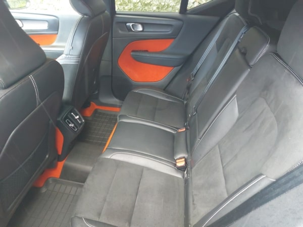 Used Volvo XC40 2021 for sale - 76258421: Photo 6