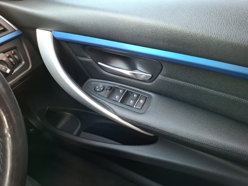 Used BMW 3 Series 2018 for sale - 76630586: Photo 19