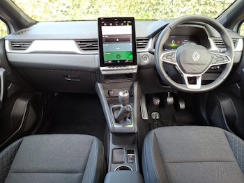 Used Renault Captur 2026 for sale - 79517463: Photo