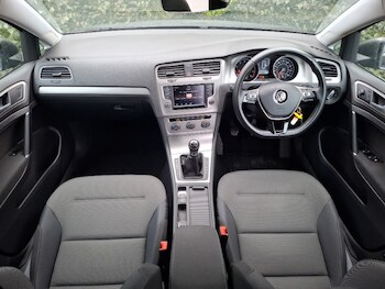 Used Volkswagen Golf 2016 for sale - 77514097: Photo