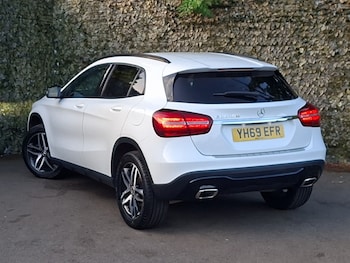Used Mercedes-Benz GLA 2019 for sale - 79517456: Photo