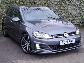 Used Volkswagen Golf 2019 for sale - 77651971: Photo