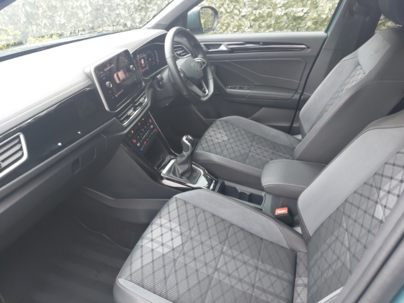 Used Volkswagen T-Roc 2023 for sale - 77219272: Photo 5