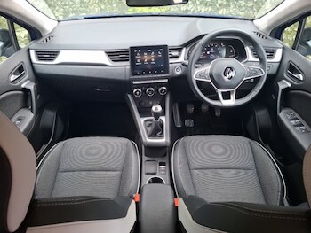 Used Renault Captur 2022 for sale - 77815486: Photo