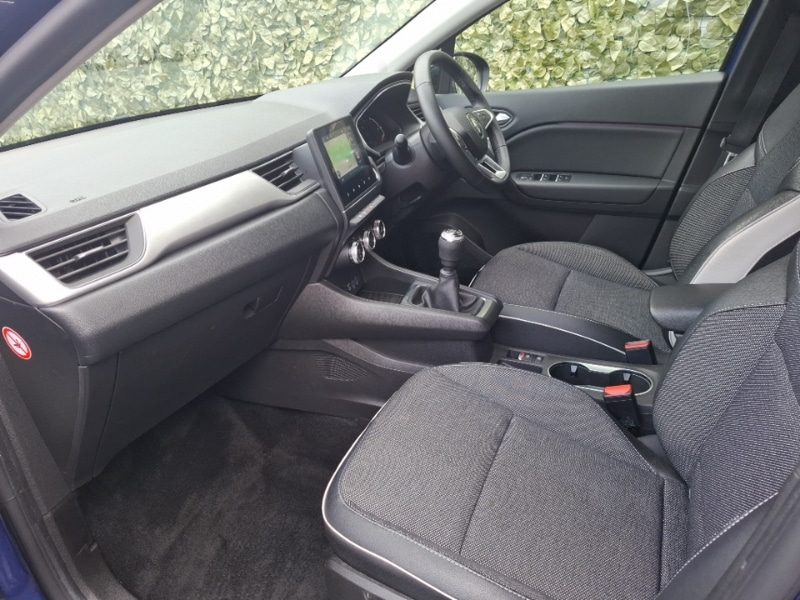 Used Renault Captur 2022 for sale - 77815486: Photo 5