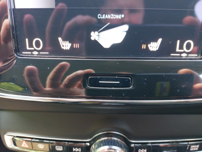 Used Volvo XC40 2022 for sale - 76552708: Photo 16