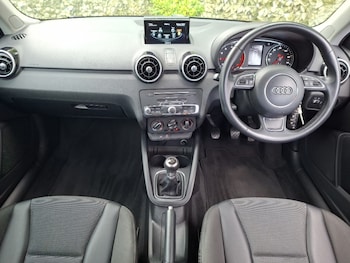 Used Audi A1 2015 for sale - 79376321: Photo