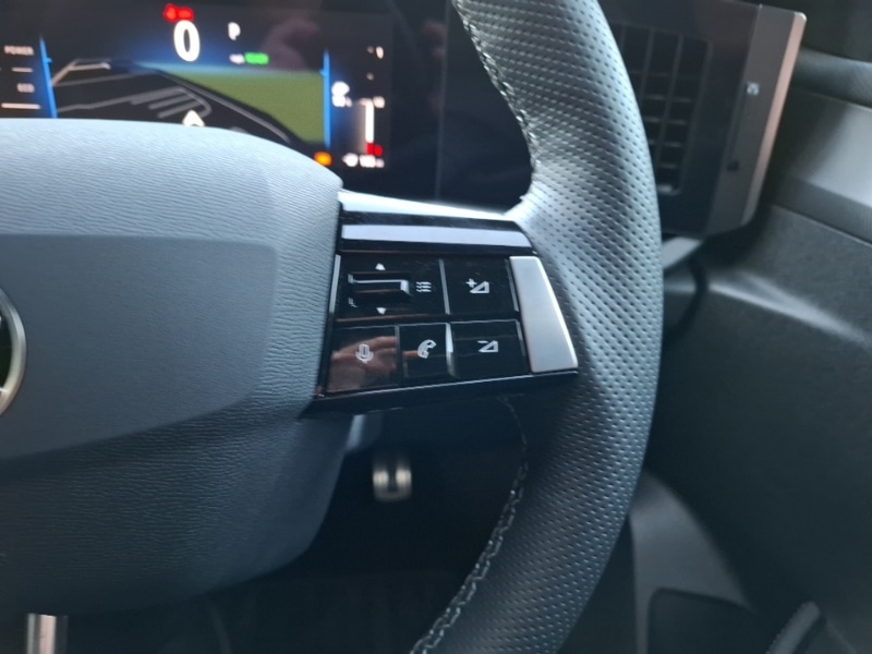 Used Vauxhall Astra 2025 for sale - 76970382: Photo 13