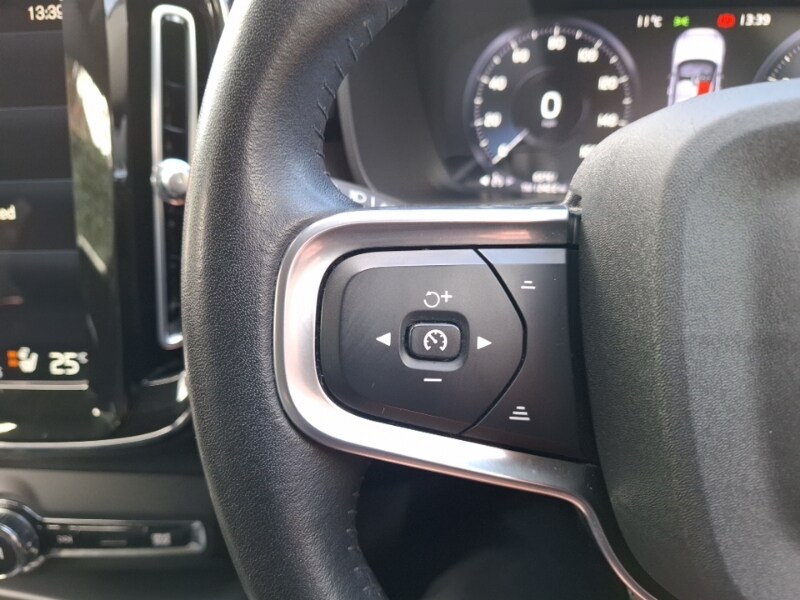 Used Volvo XC40 2021 for sale - 77847132: Photo 16